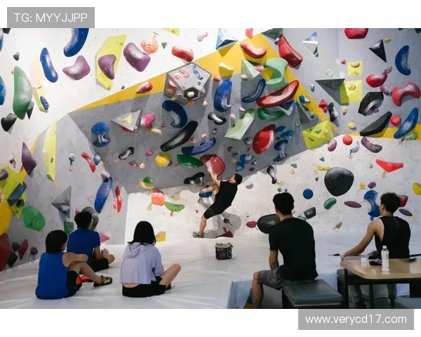 赛后复盘：北京攀岩队与武汉攀岩队实力对比与精彩瞬间回顾