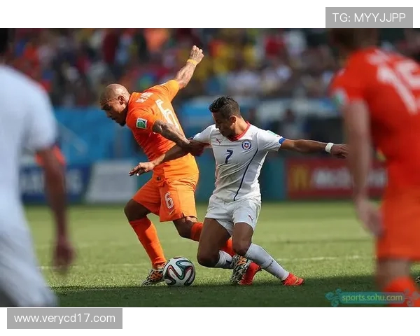 专家深入分析荷兰与智利足球对决的战术与表现