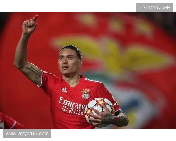 努涅斯的崛起与挑战：解析这位新星在足球界的影响力与未来潜力