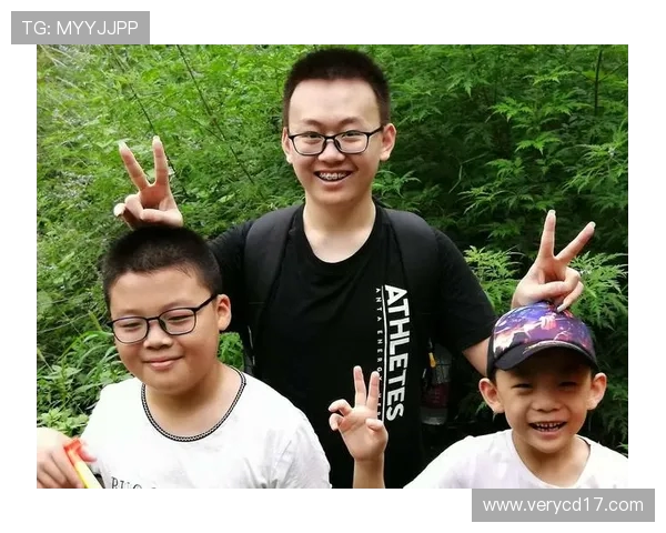 孙兴O的足球传奇之路：从青涩少年到国际巨星的成长故事